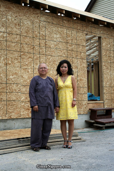 Sư Cô Huệ Hắng và Ginny Nguyễn